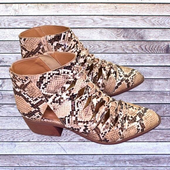 Qupid booties - Picture 2 of 8